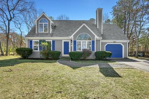 31 Sewall Dr, Mashpee, MA 02649 photo 1