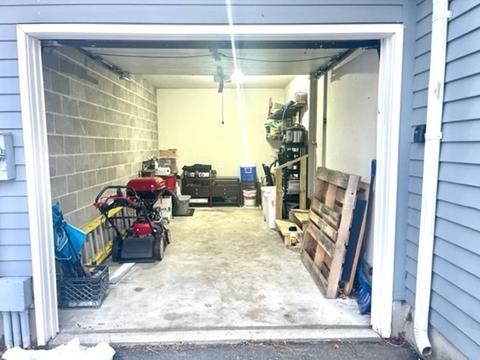 75 Glenmore St, Springfield, MA 01129 photo 23