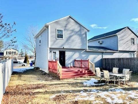 75 Glenmore St, Springfield, MA 01129 photo 5