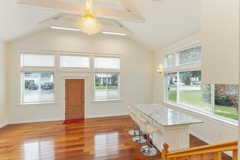 28 Standish Rd, Needham, MA 02492 photo 2