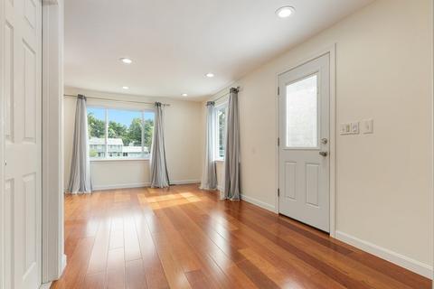 28 Standish Rd, Needham, MA 02492 photo 10