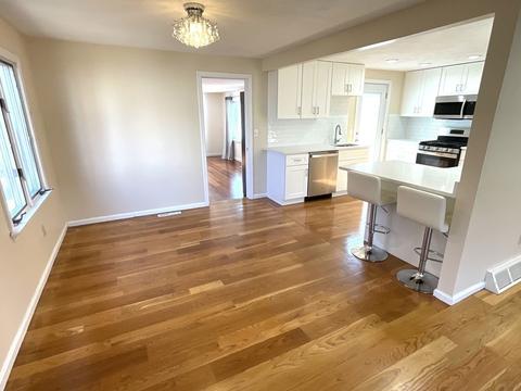 28 Standish Rd, Needham, MA 02492 photo 6