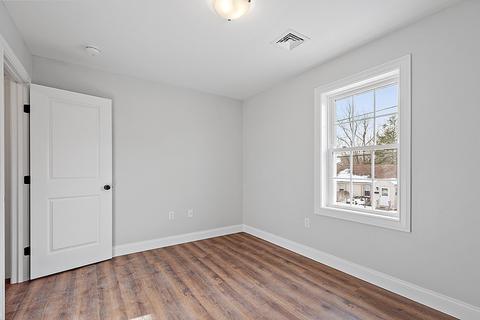 46 White Ave, Worcester, MA 01605 photo 16