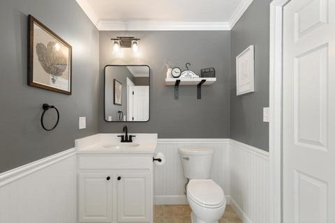 1198 Main St, Reading, MA 01867 photo 12