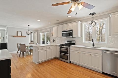 1198 Main St, Reading, MA 01867 photo 4