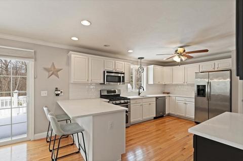 1198 Main St, Reading, MA 01867 photo 3