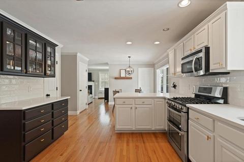 1198 Main St, Reading, MA 01867 photo 5