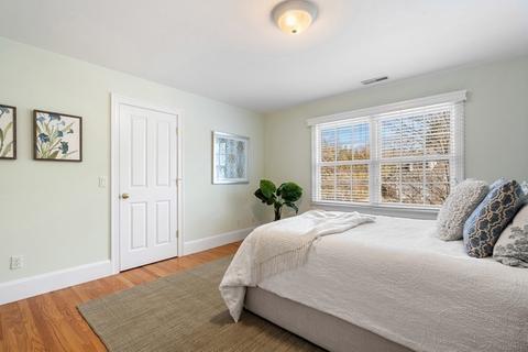 51 Baker Pl, Newton, MA 02462 photo 23