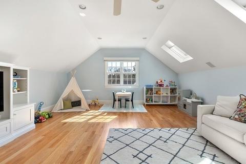 51 Baker Pl, Newton, MA 02462 photo 30