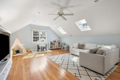 51 Baker Pl, Newton, MA 02462 photo 31