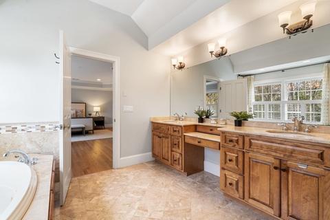 51 Baker Pl, Newton, MA 02462 photo 22