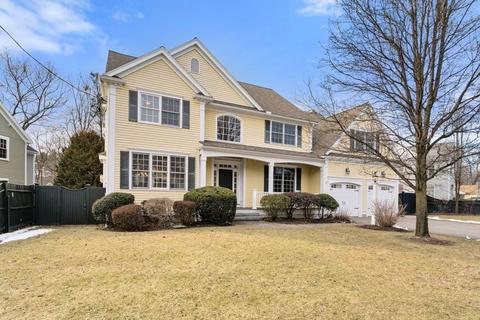 51 Baker Pl, Newton, MA 02462 photo 1