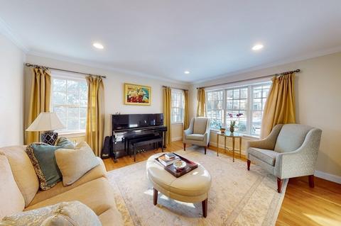 94 Arch, Needham, MA 02492 photo 6