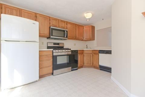 8 Deer Path #6, Maynard, MA 01754 photo 3