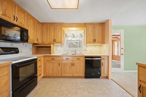 7 Nancy Cir, Maynard, MA 01754 photo 17