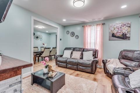 33 Ladd St, Springfield, MA 01109 photo 12