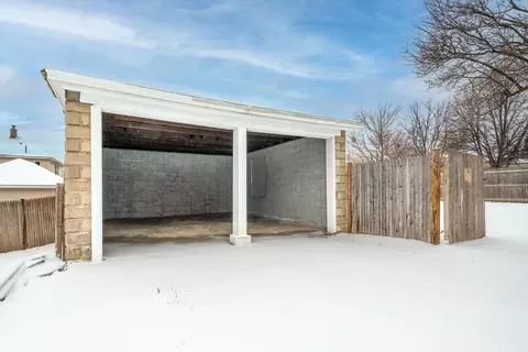 10 Cutting Ave, Worcester, MA 01606 photo 27