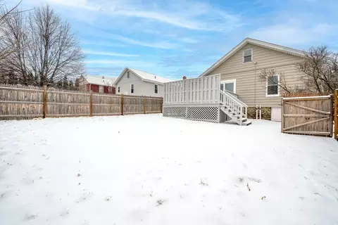 10 Cutting Ave, Worcester, MA 01606 photo 29