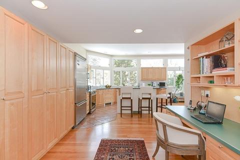 6 Pilgrim Rd, Wellesley, MA 02481 photo 7