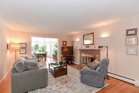 6 Pilgrim Rd, Wellesley, MA 02481 photo 11