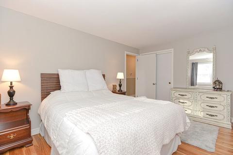 27 Borrows Rd, Foxboro, MA 02035 photo 15