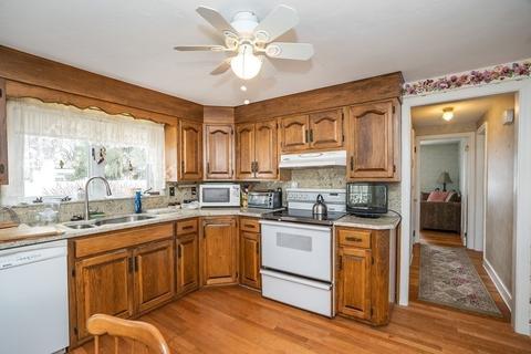 40 Dana St, Springfield, MA 01104 photo 14