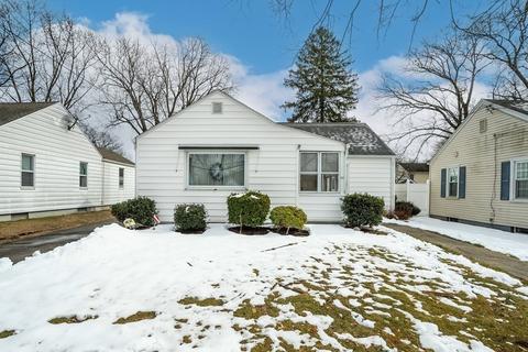 40 Dana St, Springfield, MA 01104 photo 3