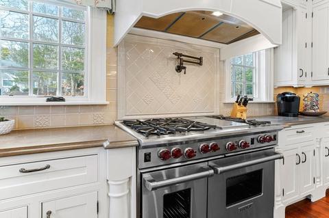 4 Vale Ln, Mashpee, MA 02649 photo 9