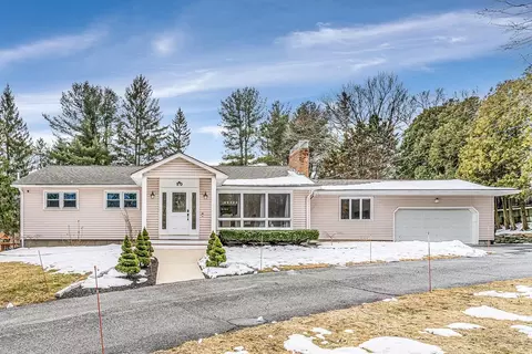 50 Colonial Rd, Sutton, MA 01590 photo 2