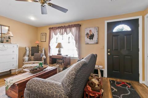 182 Ely Ave, West Springfield, MA 01089 photo 13