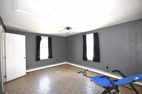 8 Gordon St, Wareham, MA 02576 photo 11