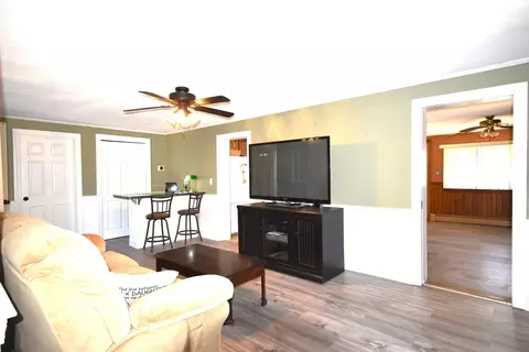 8 Gordon St, Wareham, MA 02576 photo 6