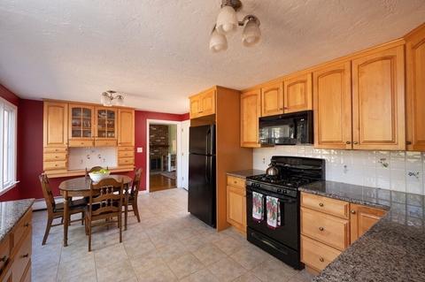 32 Old County Rd, Hingham, MA 02043 photo 10