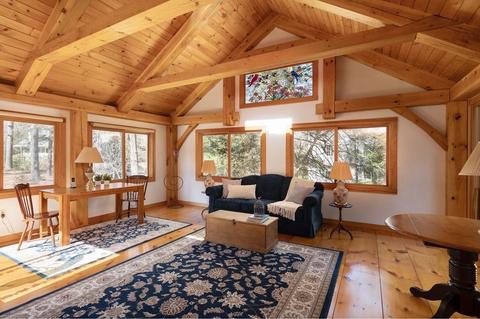 32 Old County Rd, Hingham, MA 02043 photo 2