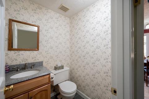 32 Old County Rd, Hingham, MA 02043 photo 16