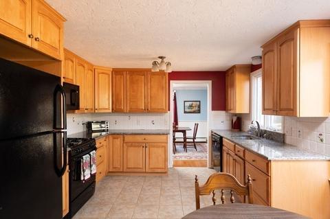 32 Old County Rd, Hingham, MA 02043 photo 6