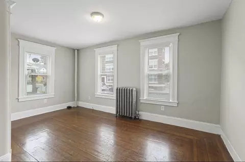 323 Bay St, Springfield, MA 01109 photo 4