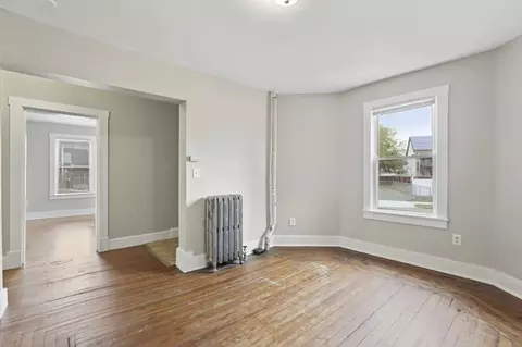 323 Bay St, Springfield, MA 01109 photo 7