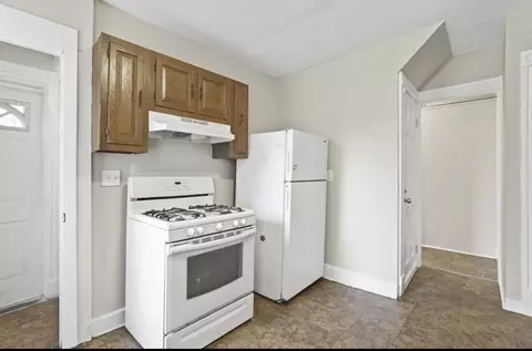 323 Bay St, Springfield, MA 01109 photo 25