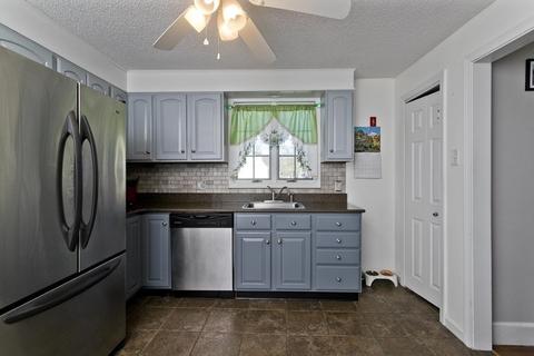 2020 Wilbraham Rd, Springfield, MA 01129 photo 5
