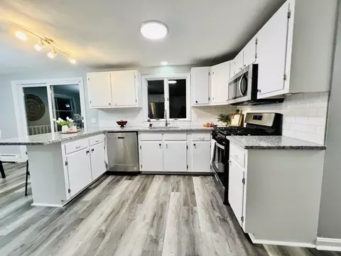 367 Dwelly, Fall River, MA 02724 photo 18