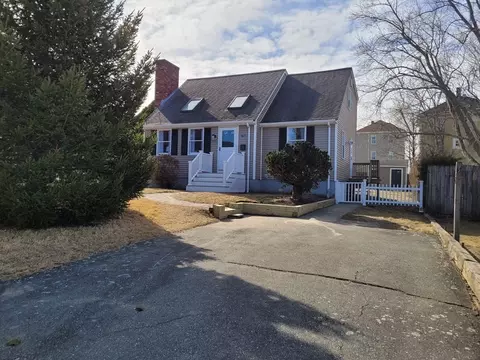367 Dwelly, Fall River, MA 02724 photo 1