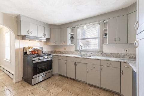 4 Douglas St, Worcester, MA 01603 photo 17