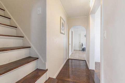 4 Douglas St, Worcester, MA 01603 photo 11