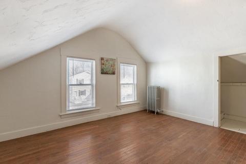 4 Douglas St, Worcester, MA 01603 photo 25