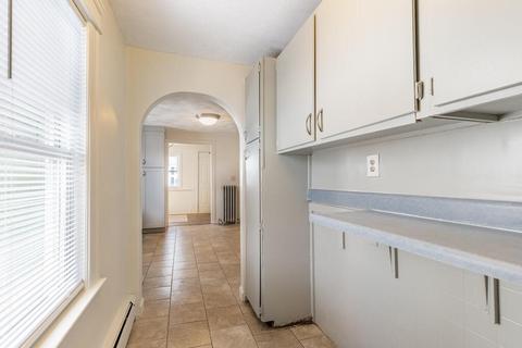 4 Douglas St, Worcester, MA 01603 photo 20