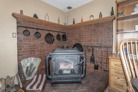 3 Anthony St, Springfield, MA 01104 photo 15