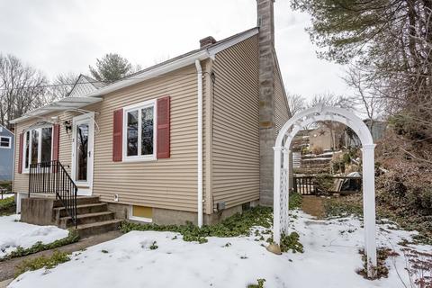 3 Anthony St, Springfield, MA 01104 photo 5