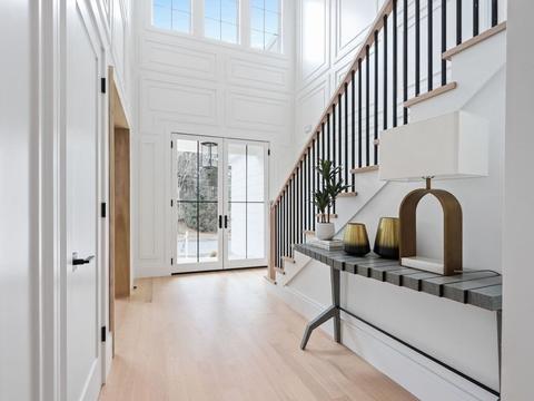38 Jarvis Cir, Needham, MA 02492 photo 3