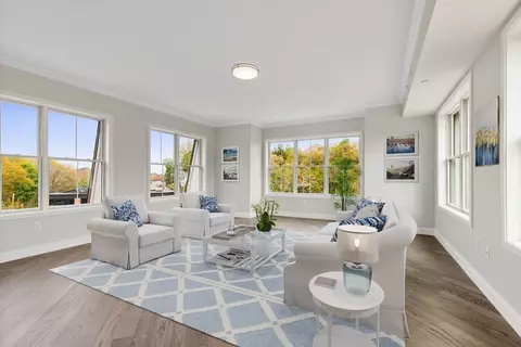 131 Eliot St #105, Milton, MA 02186